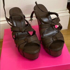 Forever21 brown Wedges